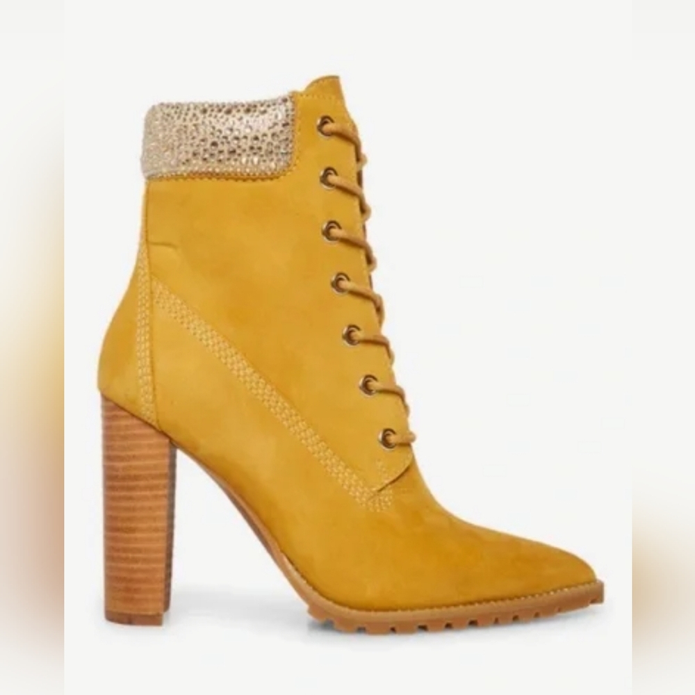 NIB size 8 Steve Madden leather tan lace up rhinestone embellished boot (Karmen)